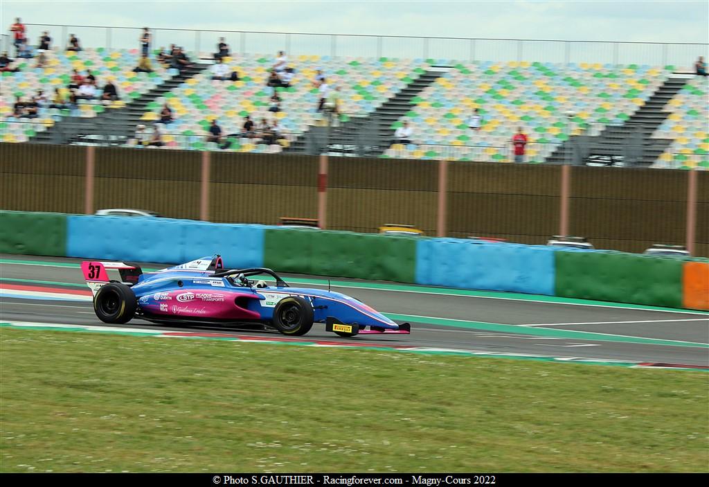 2022_Magnycours_F4V78