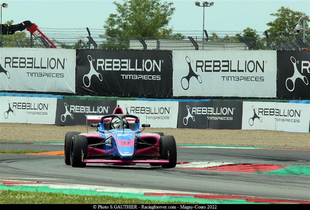 2022_Magnycours_F4V92