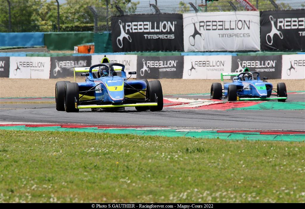 2022_Magnycours_F4V106