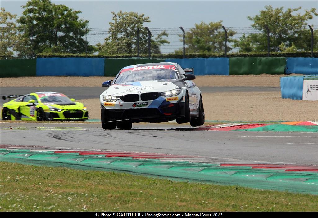 2022_Magnycours_GT4VJ19