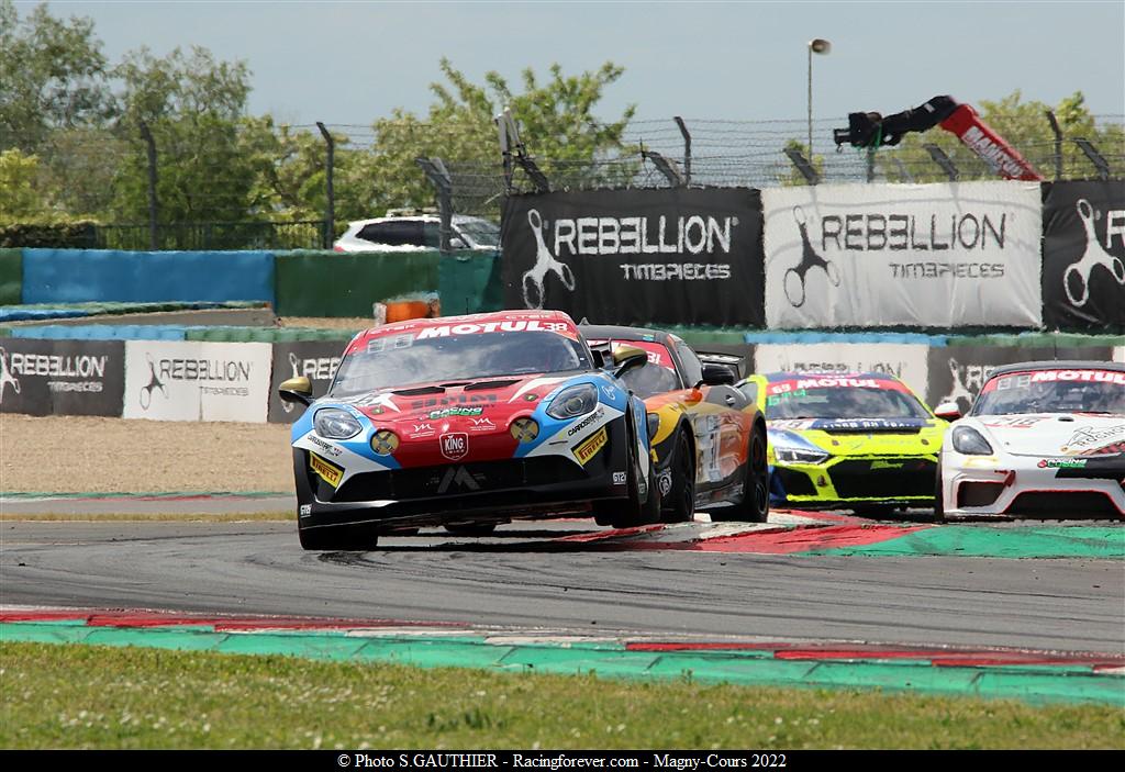 2022_Magnycours_GT4VJ40