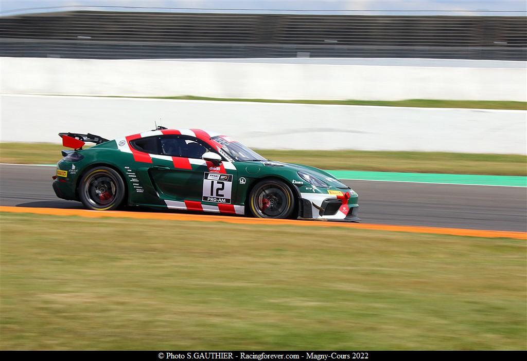 2022_Magnycours_GT4VJ69