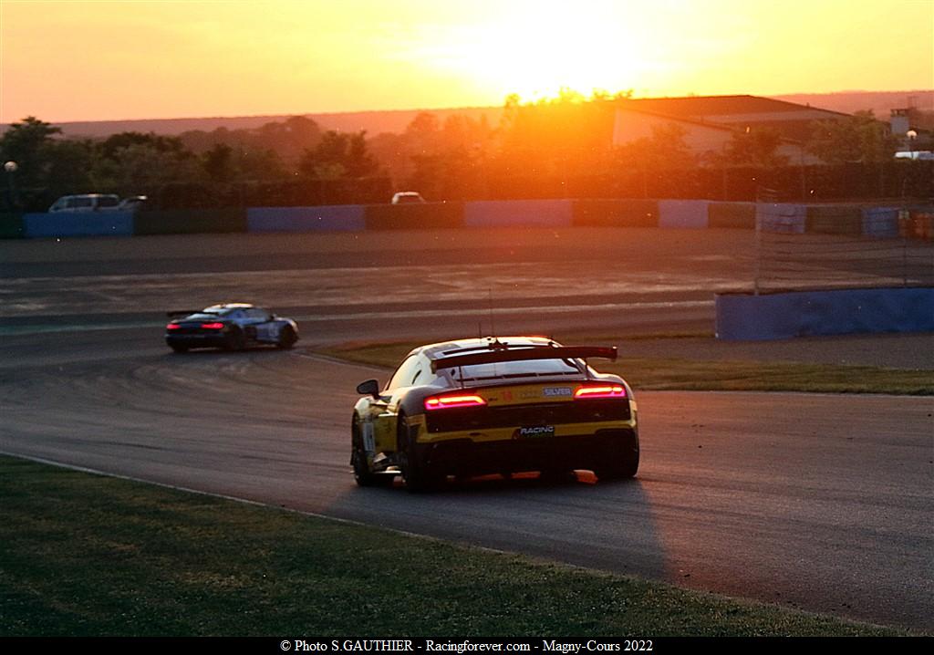 2022_Magnycours_GT4VS04