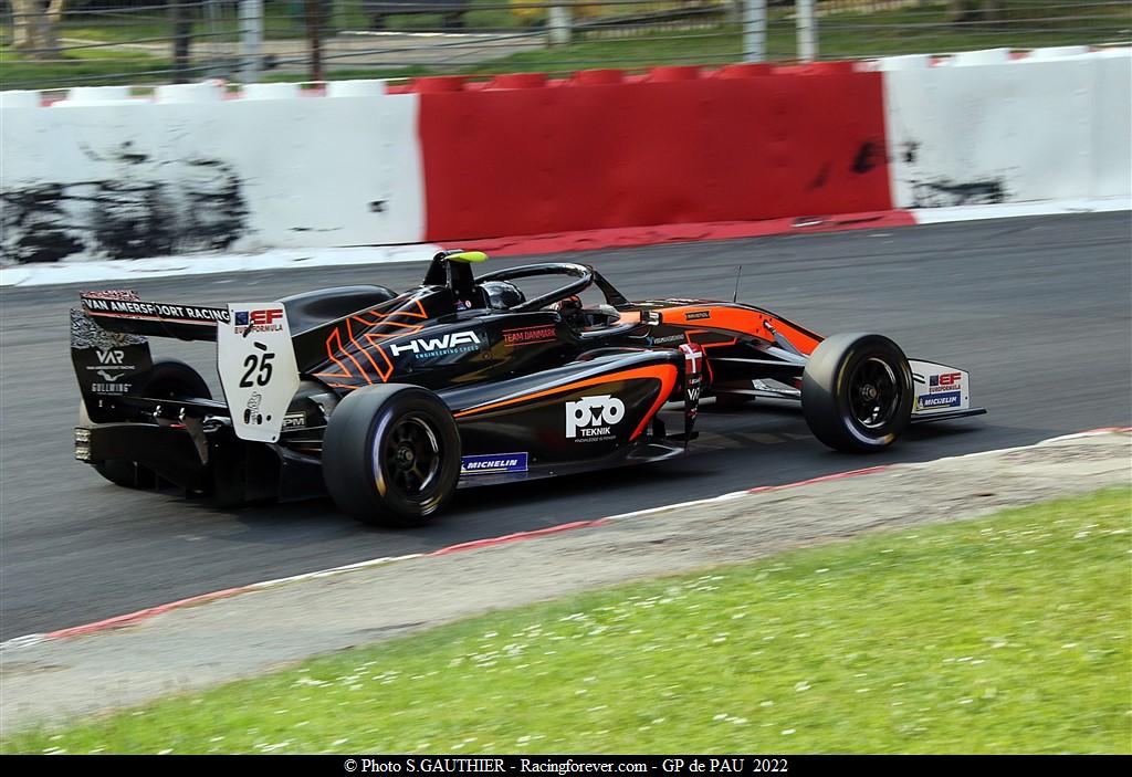 2022_Pau_2F3V121