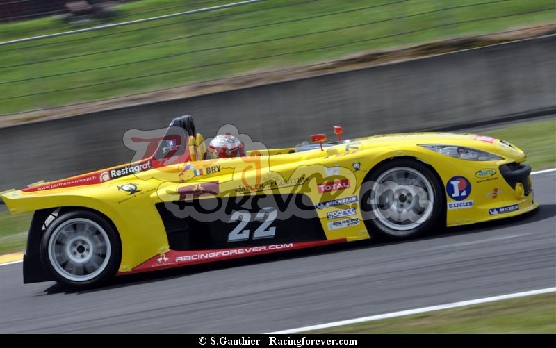 09_superserieFFSA_nogaro_spider_L14