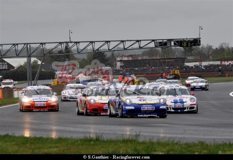 09_superserieFFSA_nogaro_porsche_D29