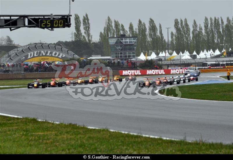 09_superserieFFSA_nogaro_FRwec_D43