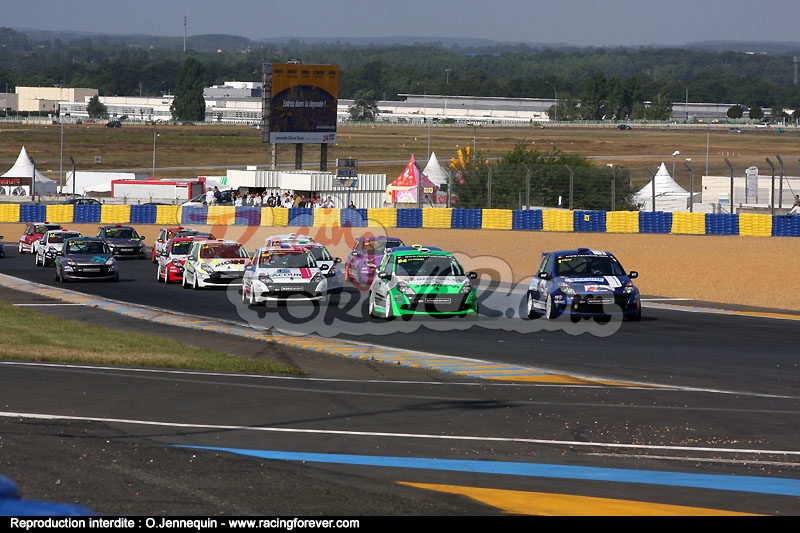 09_worldseriesrenault_leMans_1ClioD03