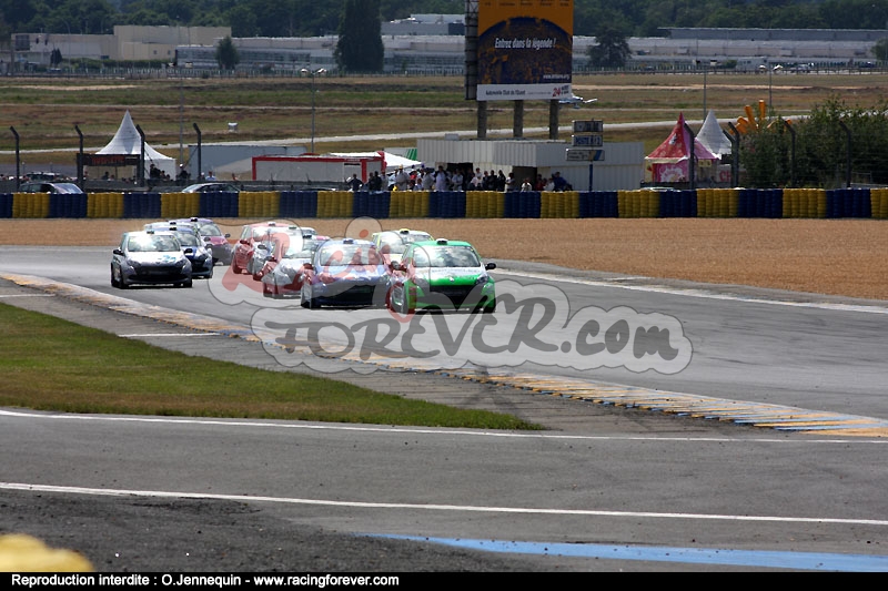 09_worldseriesrenault_leMans_2ClioD18