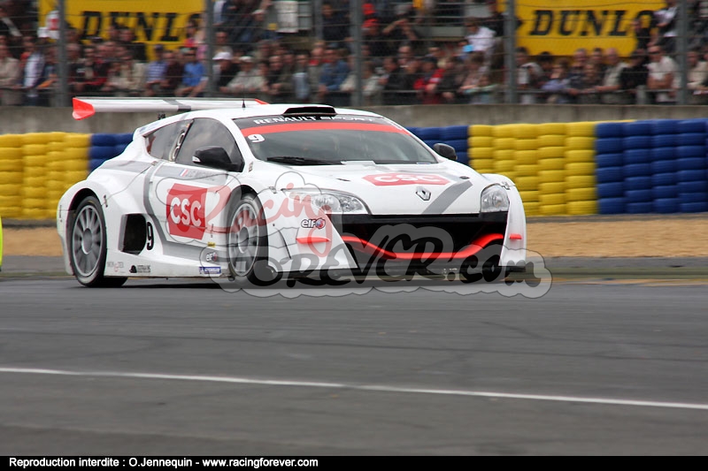 09_worldseriesrenault_leMans_meganeD40