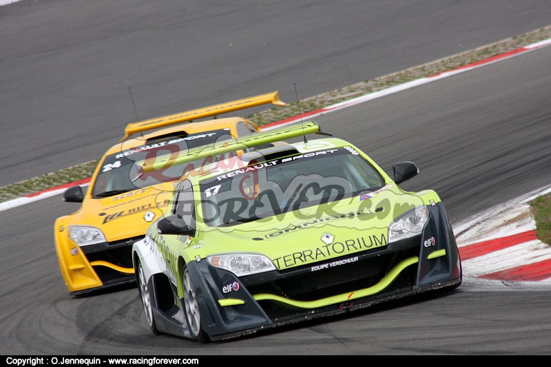 09_worldseriesrenault_nurburgring_meganeCS65