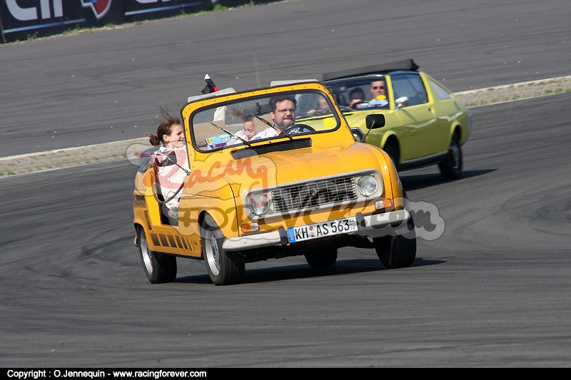 08_worldseriesrenault_nurb_parade25