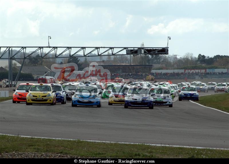 08_SSFFSA_Nogaro_clioD05