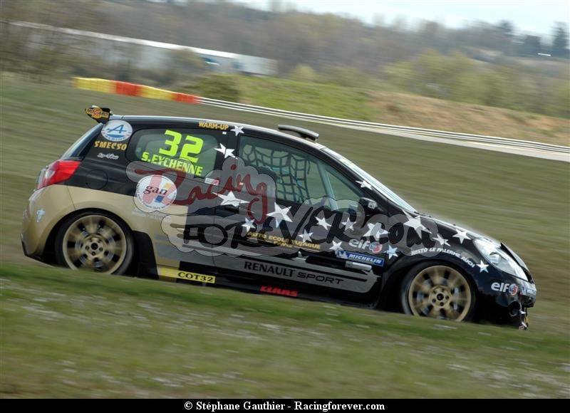 08_SSFFSA_Nogaro_clioD42