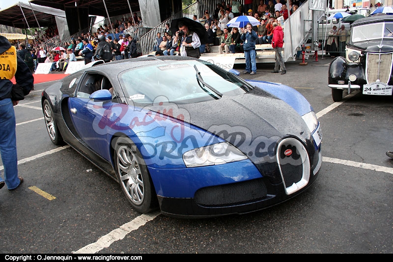 07_LeMans_parade30