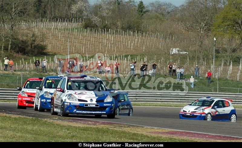 07_SSFFSA_Nogaro_clioL04