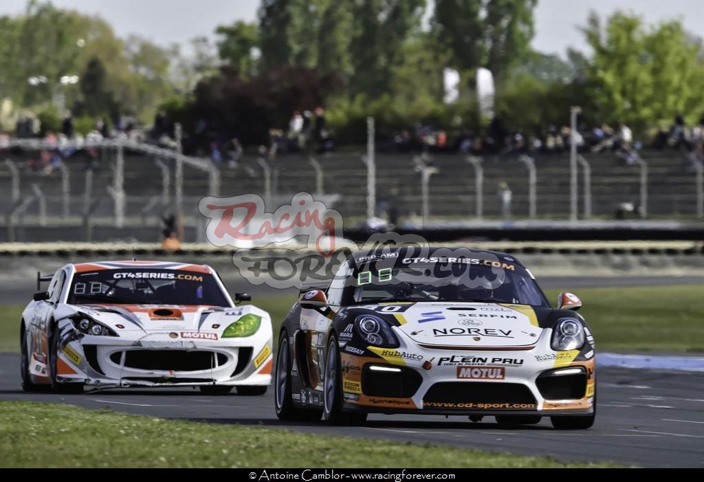 17_GT4_Nogaro_D57