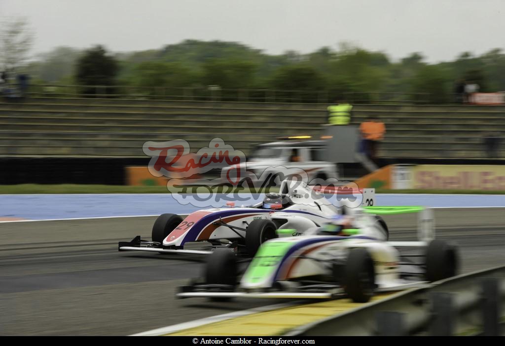 17_F4_Nogaro_CamblorS38