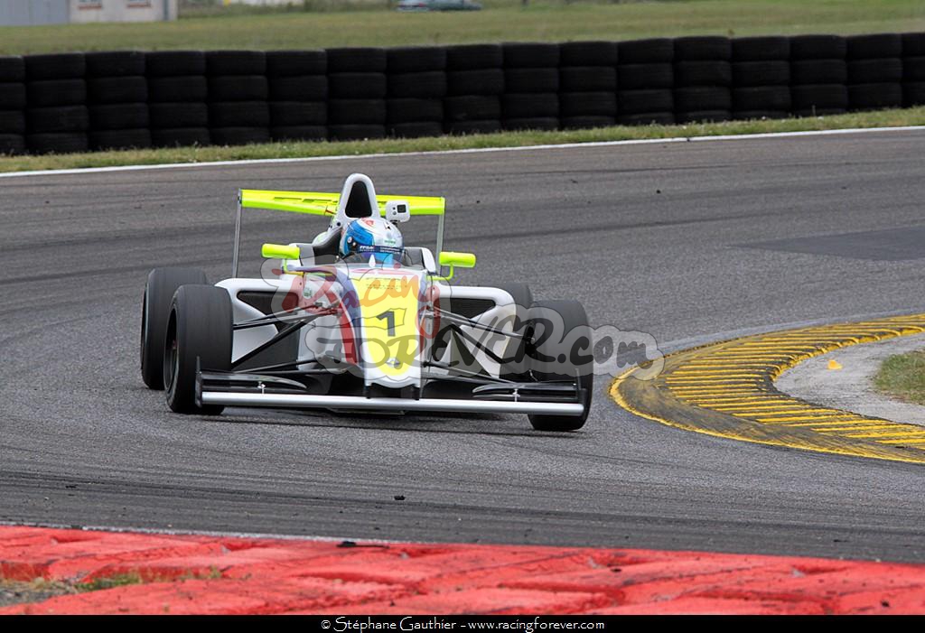 17_F4_Nogaro_gauthier_S28