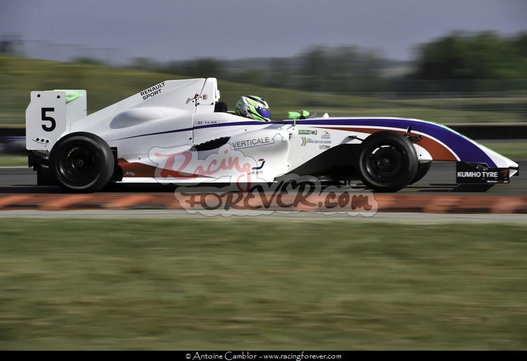 17_F4_Nogaro_D07