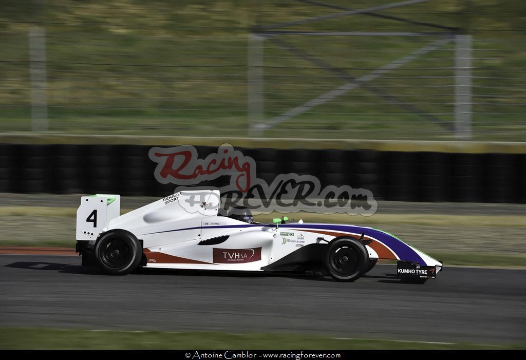 17_F4_Nogaro_D28