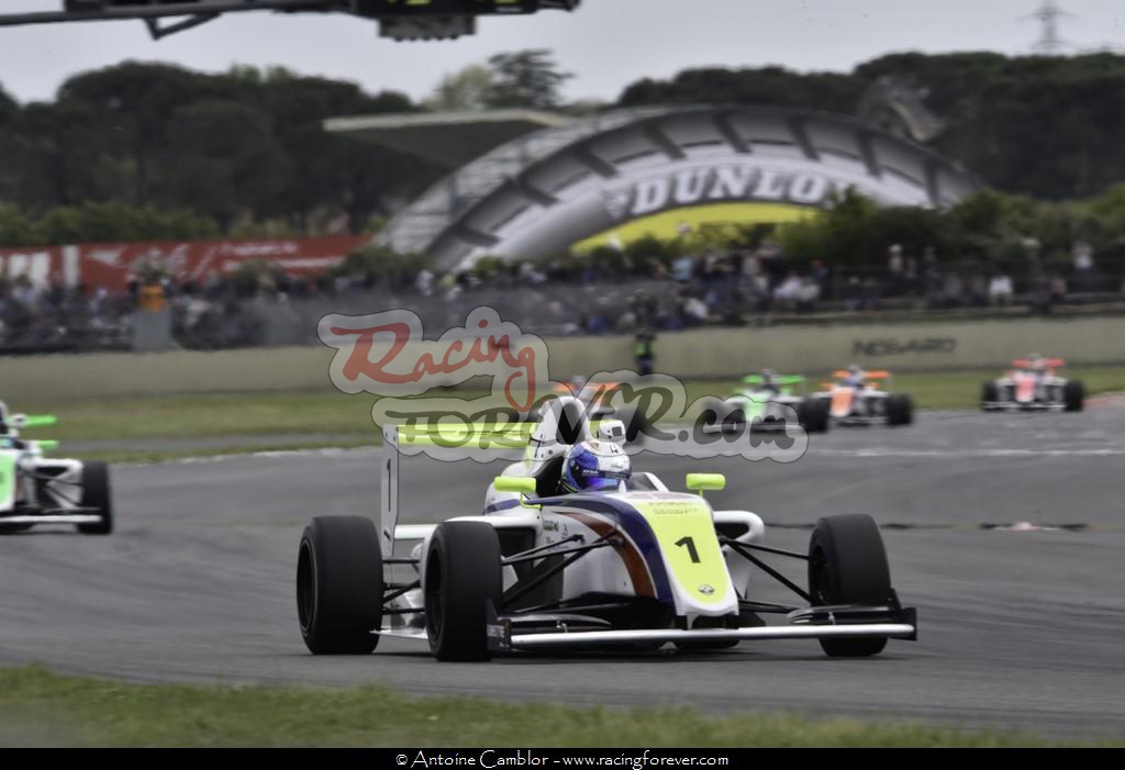 17_F4_Nogaro_L13