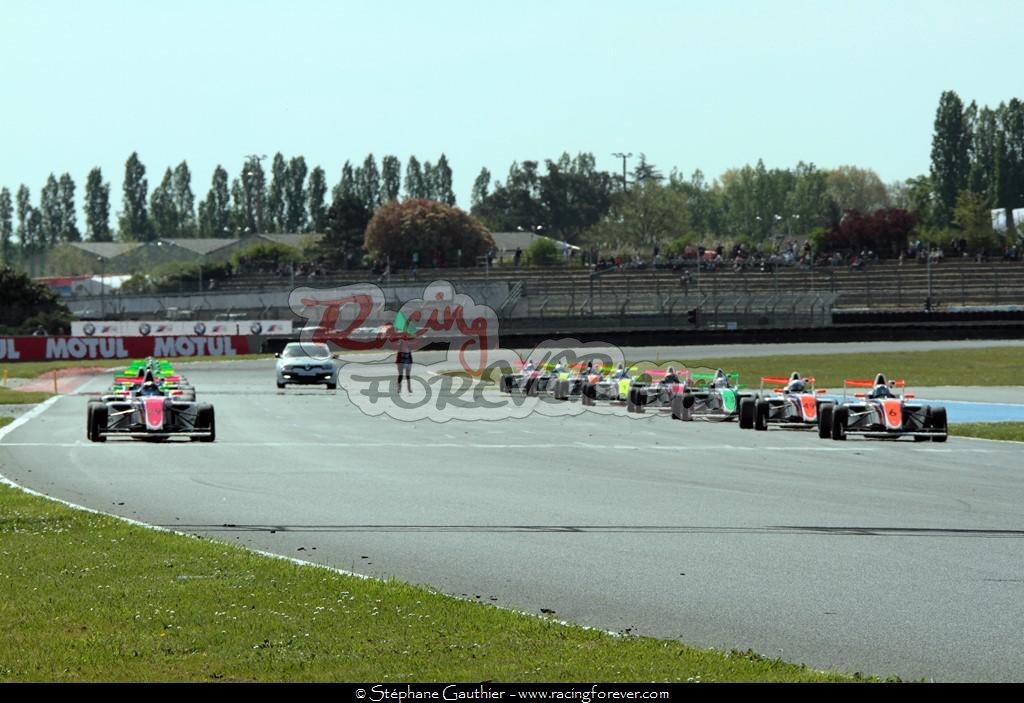 17_F4_Nogaro_Gauthier_L09