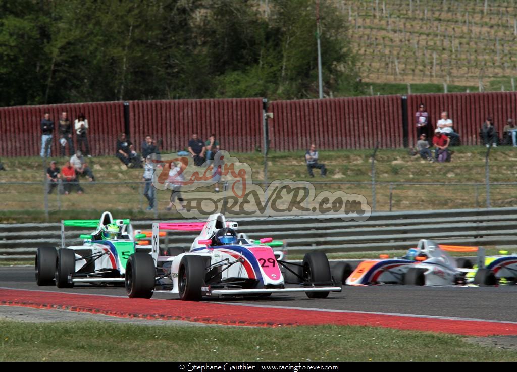 17_F4_Nogaro_Gauthier_L22