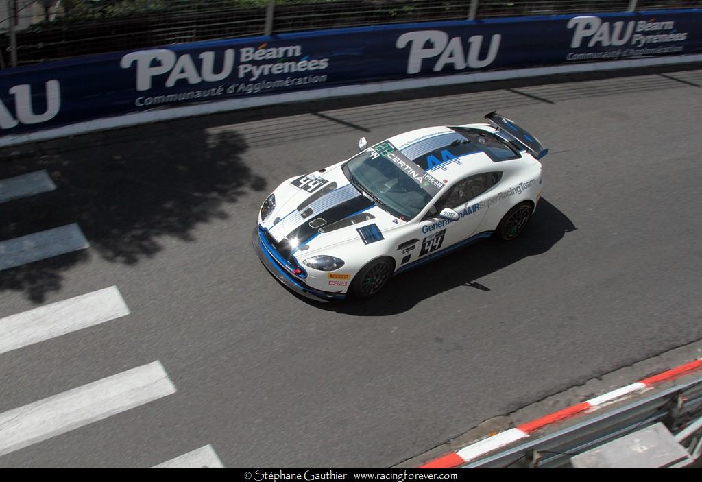 17_Pau_GT4_V45