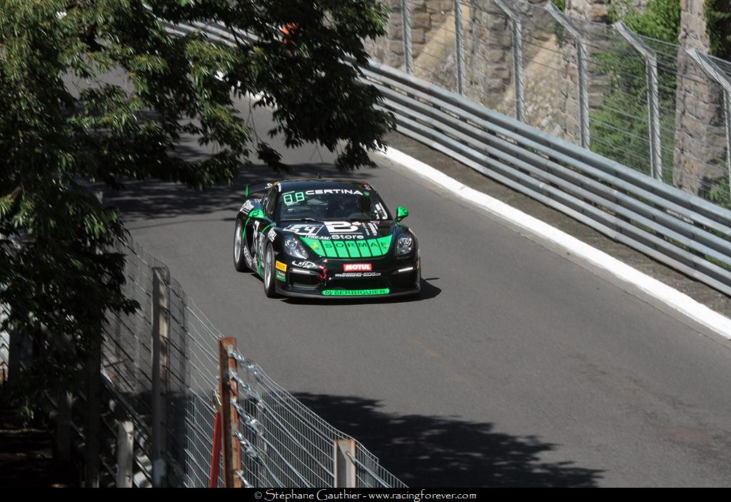 17_Pau_GT4_V65