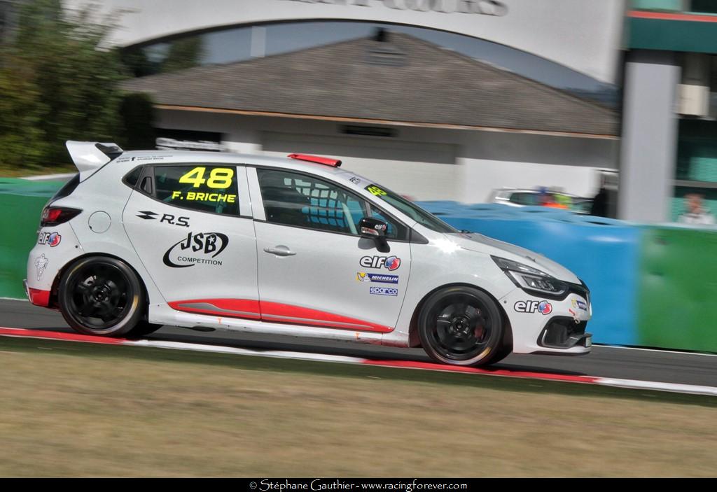 17_ClioCup_Magny_S33
