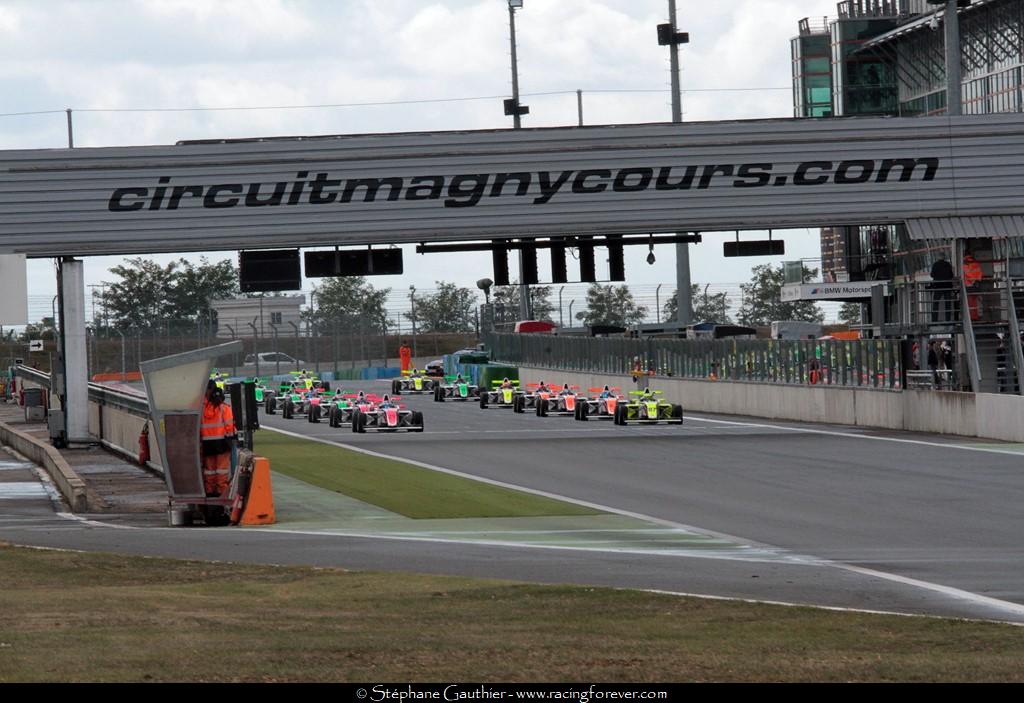 17_Magny-Cours_F4_S04