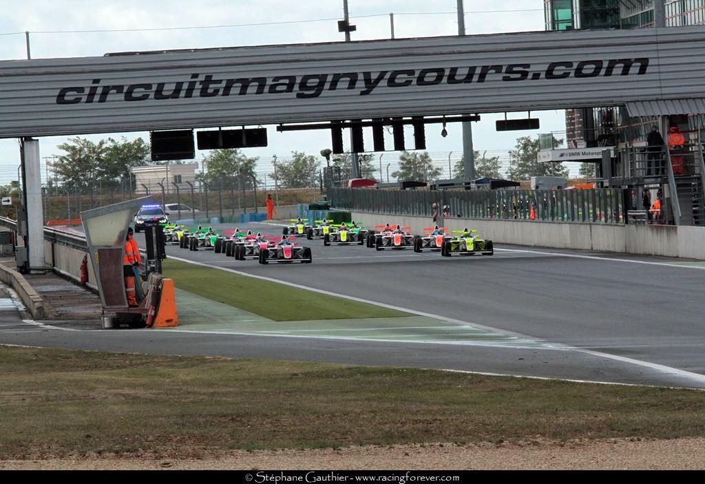 17_Magny-Cours_F4_S06