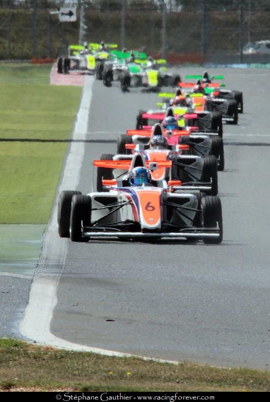 17_Magny-Cours_F4_S21