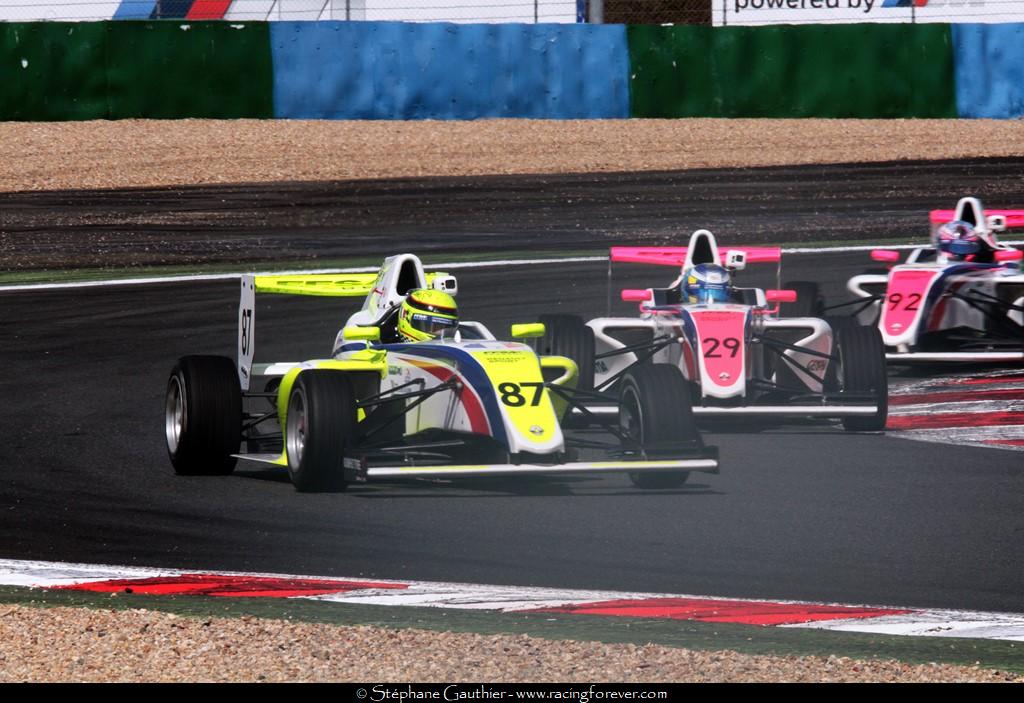 17_Magny-Cours_F4_S30