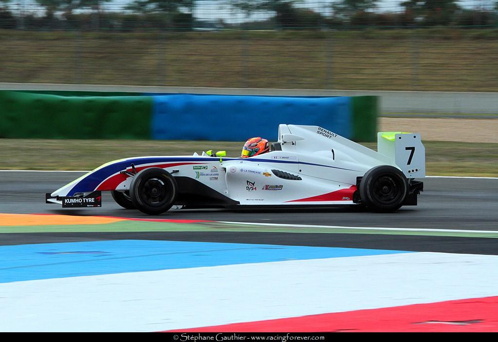 17_Magny-Cours_F4_1D23