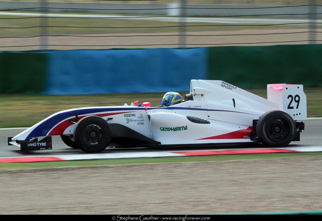 17_Magny-Cours_F4_1D77