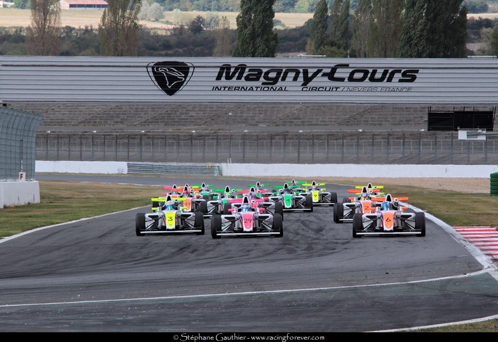 17_Magny-Cours_F4_2D08