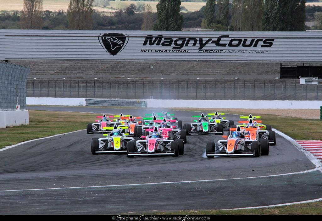 17_Magny-Cours_F4_2D09