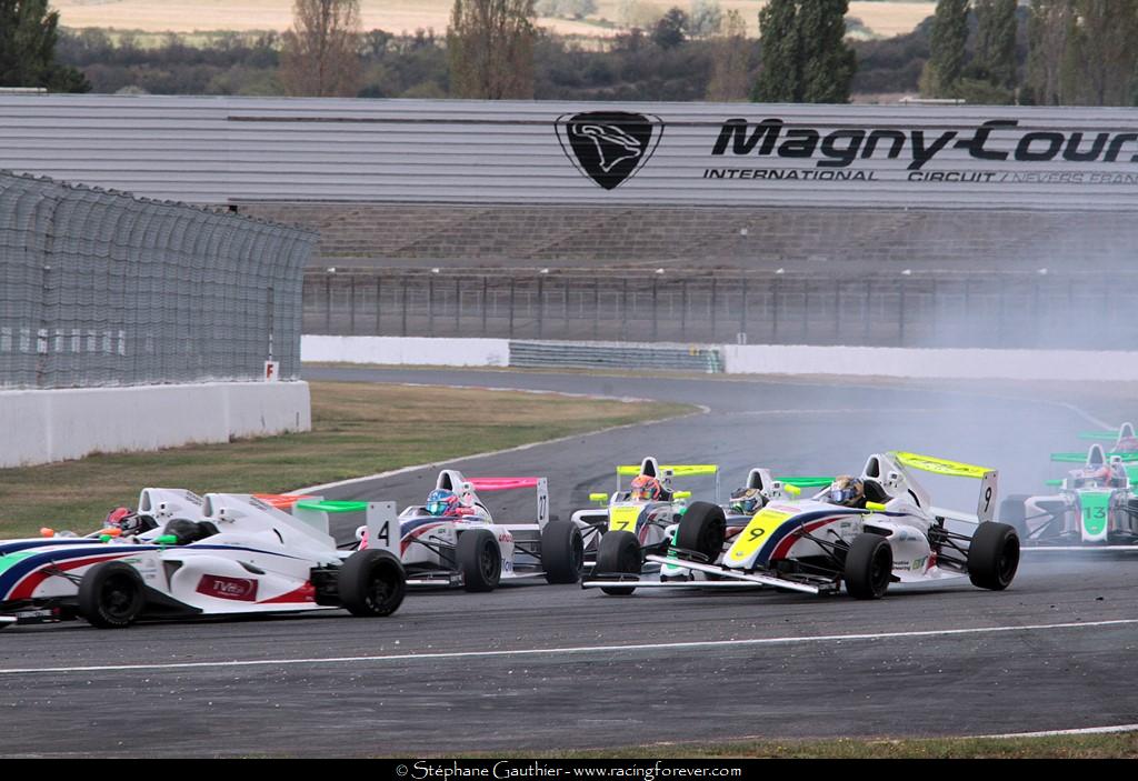 17_Magny-Cours_F4_2D11