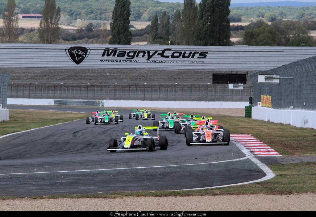 17_Magny-Cours_F4_2D17