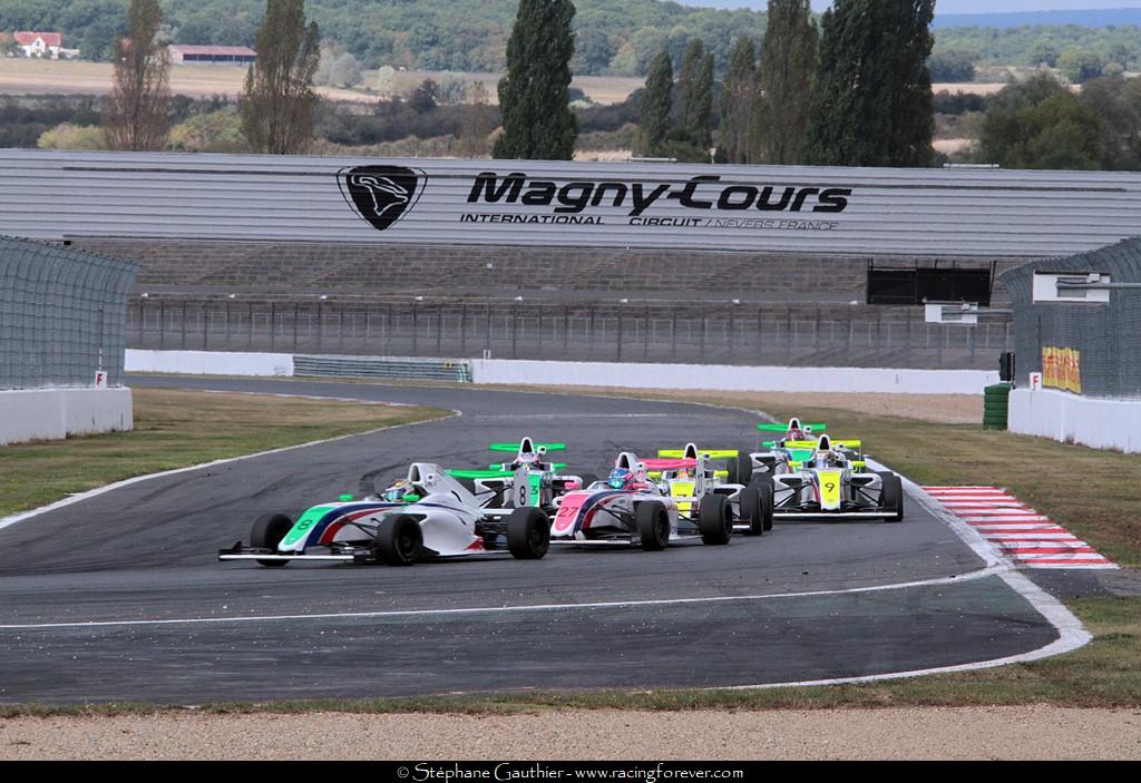 17_Magny-Cours_F4_2D18