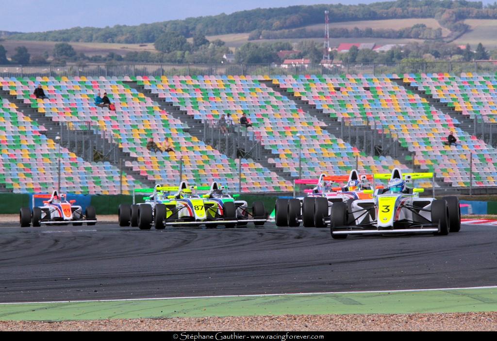 17_Magny-Cours_F4_2D26