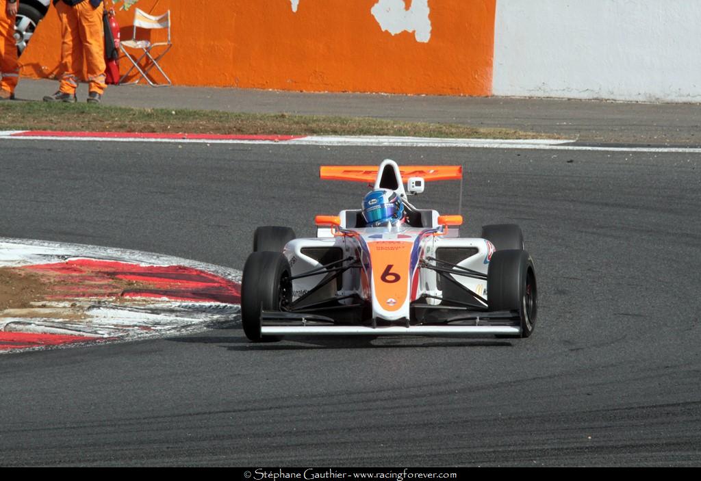 17_Magny-Cours_F4_2D27