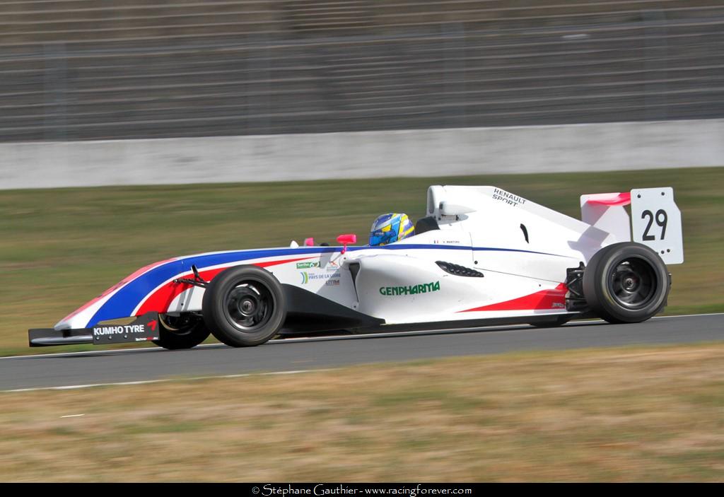 17_Magny-Cours_F4_2D42