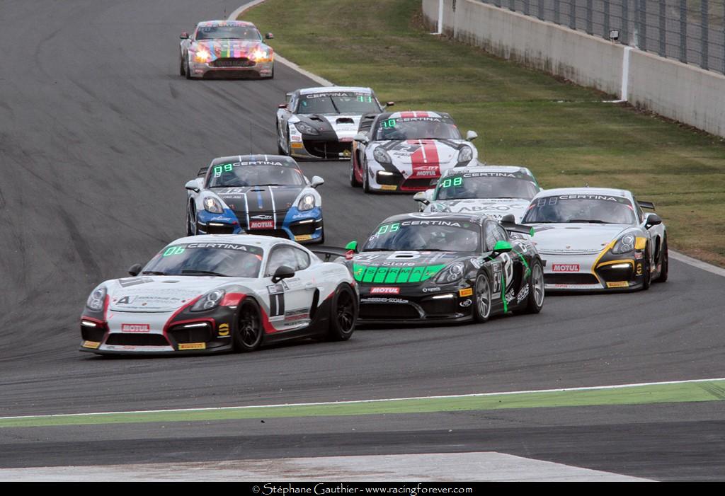 17_Magny-Cours_GT4_D16