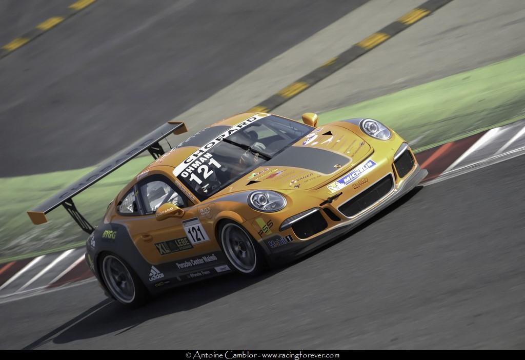 17_Barcelone_Porsche_V82