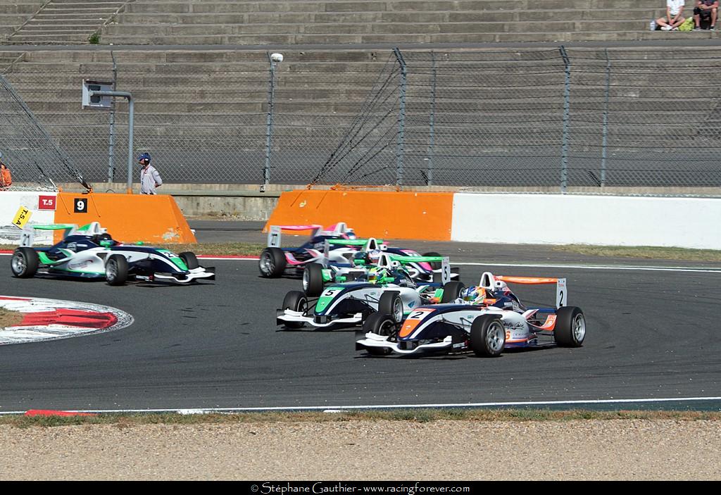 16_GTTour_Magny-Cours_F4_S01