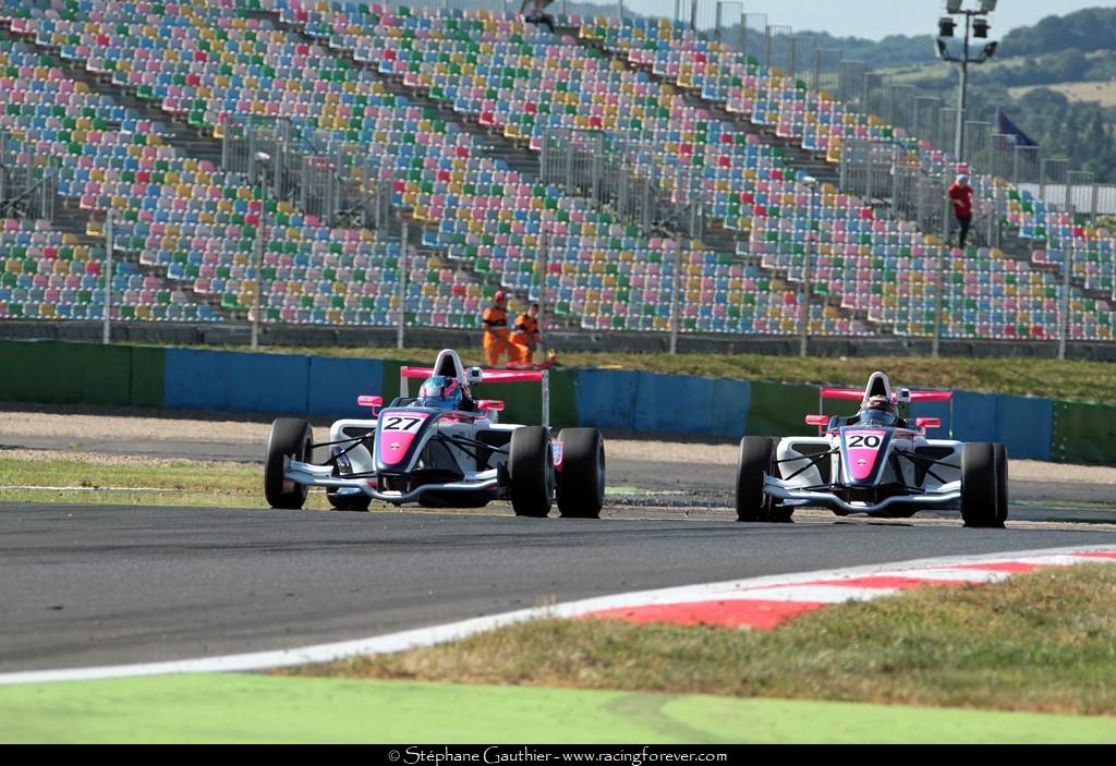 16_GTTour_Magny-Cours_F4_S22
