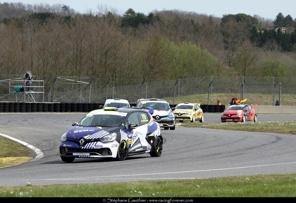 18_Clio_Nogaro_D17